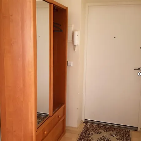 Apartamento Isabella Apartment *