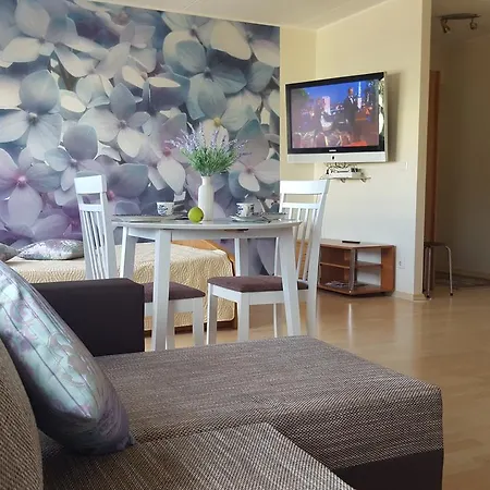Apartamento Isabella Apartment *